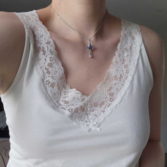 Gothic fairy purple caged pearl necklace with a small silver chain - Picture 4 of 7